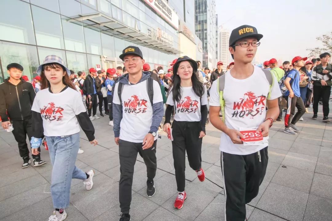 戰馬相伴，勇不止步丨戰馬毅行百公里戰隊招募令！